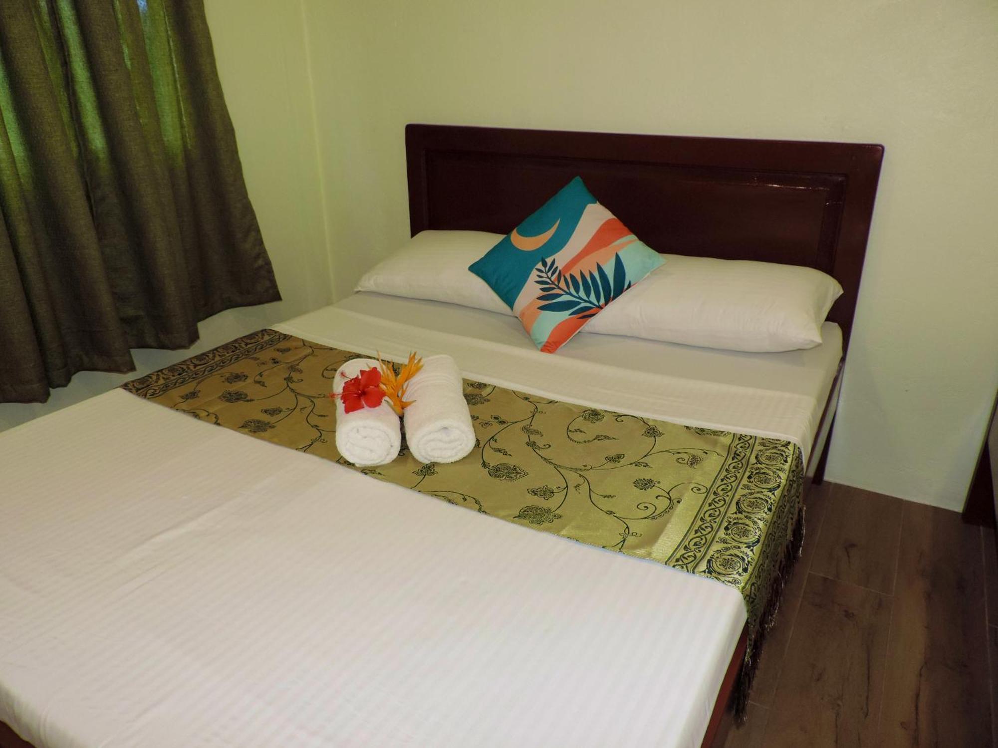 Chekesh Casa Hotel Siquijor Bagian luar foto