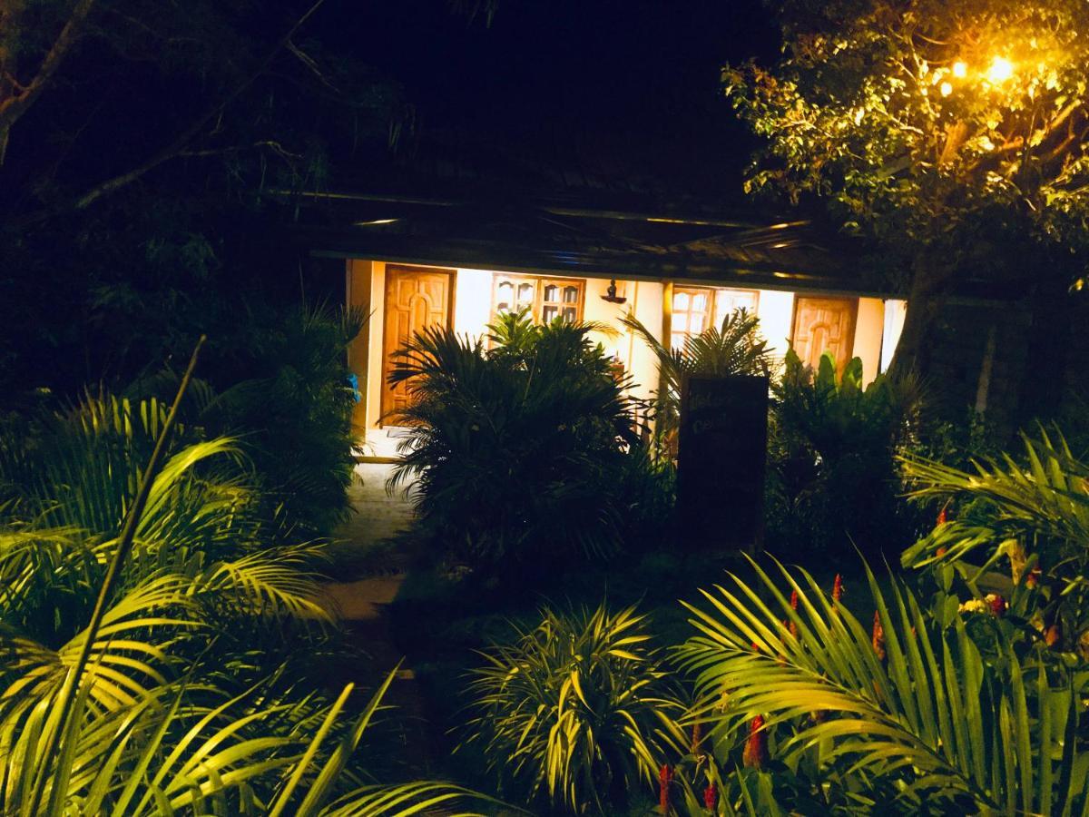 Chekesh Casa Hotel Siquijor Bagian luar foto