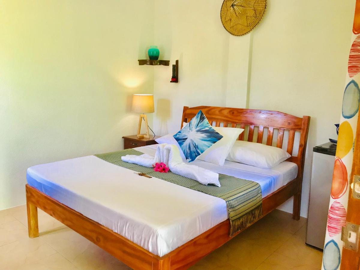 Chekesh Casa Hotel Siquijor Bagian luar foto